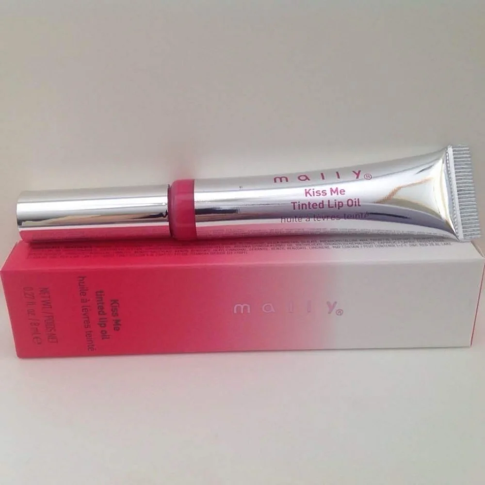 Mally Kiss Me Tinted Lip Oil in What a Melon - BRAND NEW IN BOX.